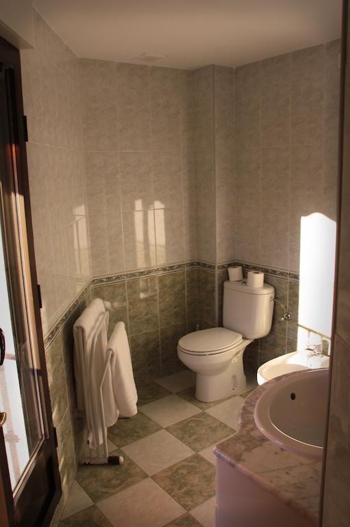 Hostal Gonzalez Guadarrama Rum bild